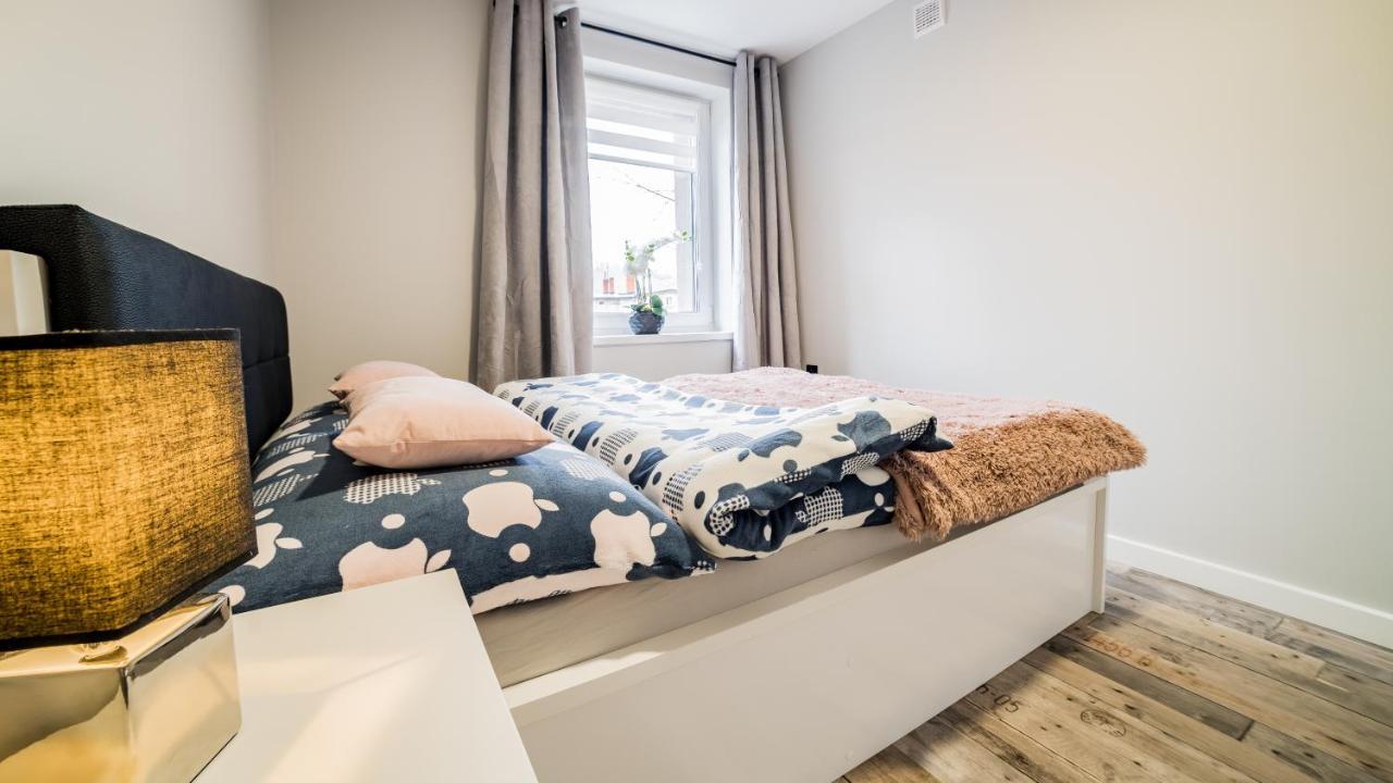 Apartamenty Silvana โควารี ภายนอก รูปภาพ