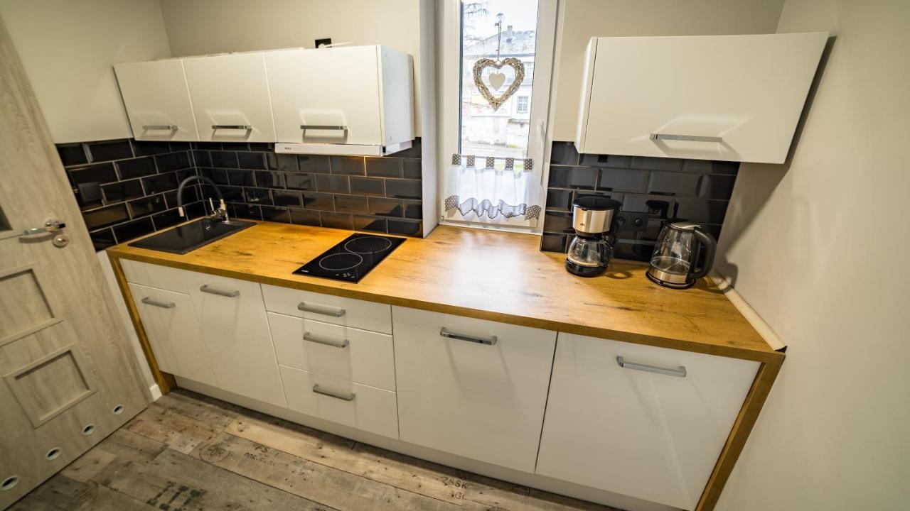 Apartamenty Silvana โควารี ภายนอก รูปภาพ